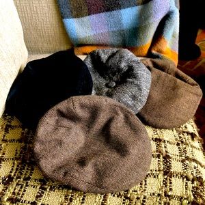 Lot of four newsboy caps. Britton, Jaxon, usa